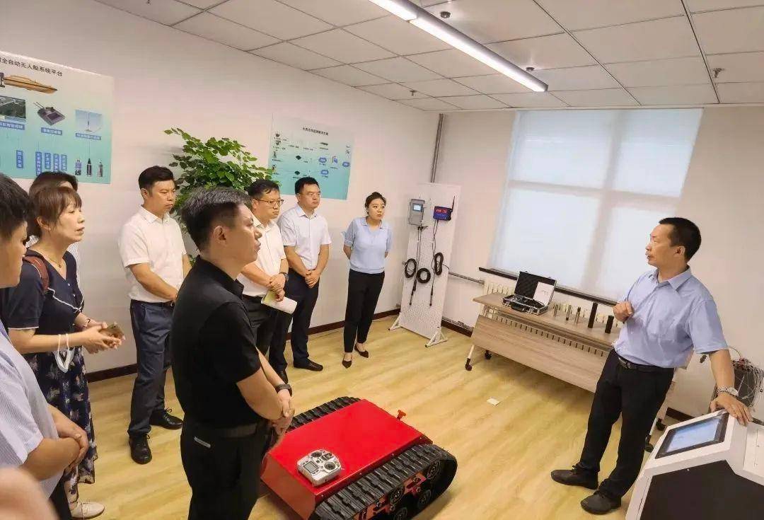 科技部21世紀(jì)議程管理中心調(diào)研組到訪創(chuàng)聯(lián)工場(chǎng)運(yùn)營(yíng)海洋科技孵化器