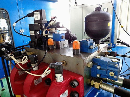 工程機械液壓系統 報價解析、知名廠家與液壓元件制造全攻略